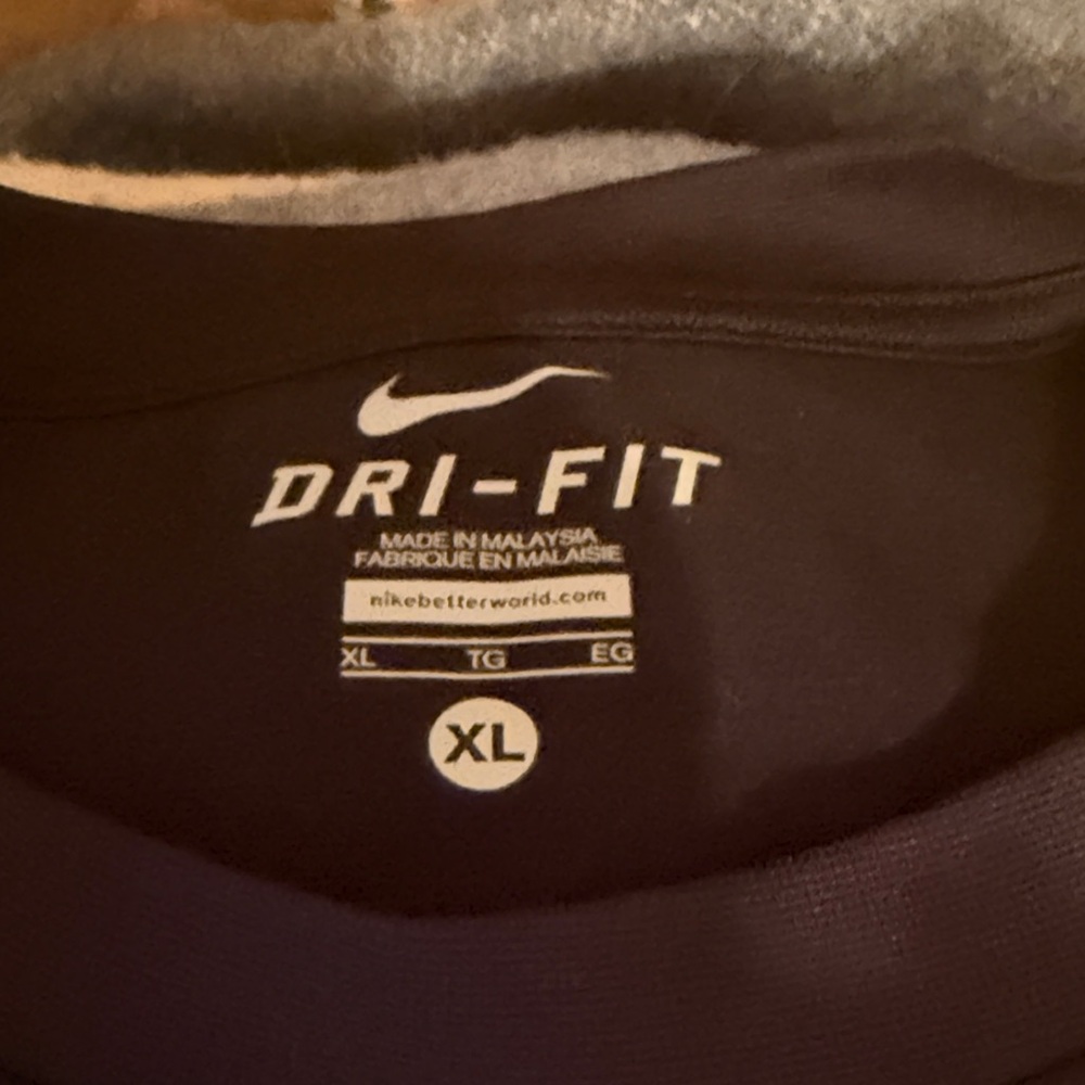 Nike Black Sleeveless Athletic Top